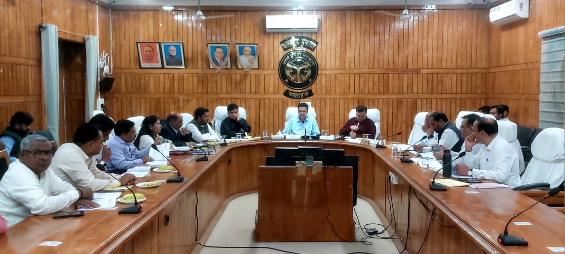 DEO Bahraich tweet media