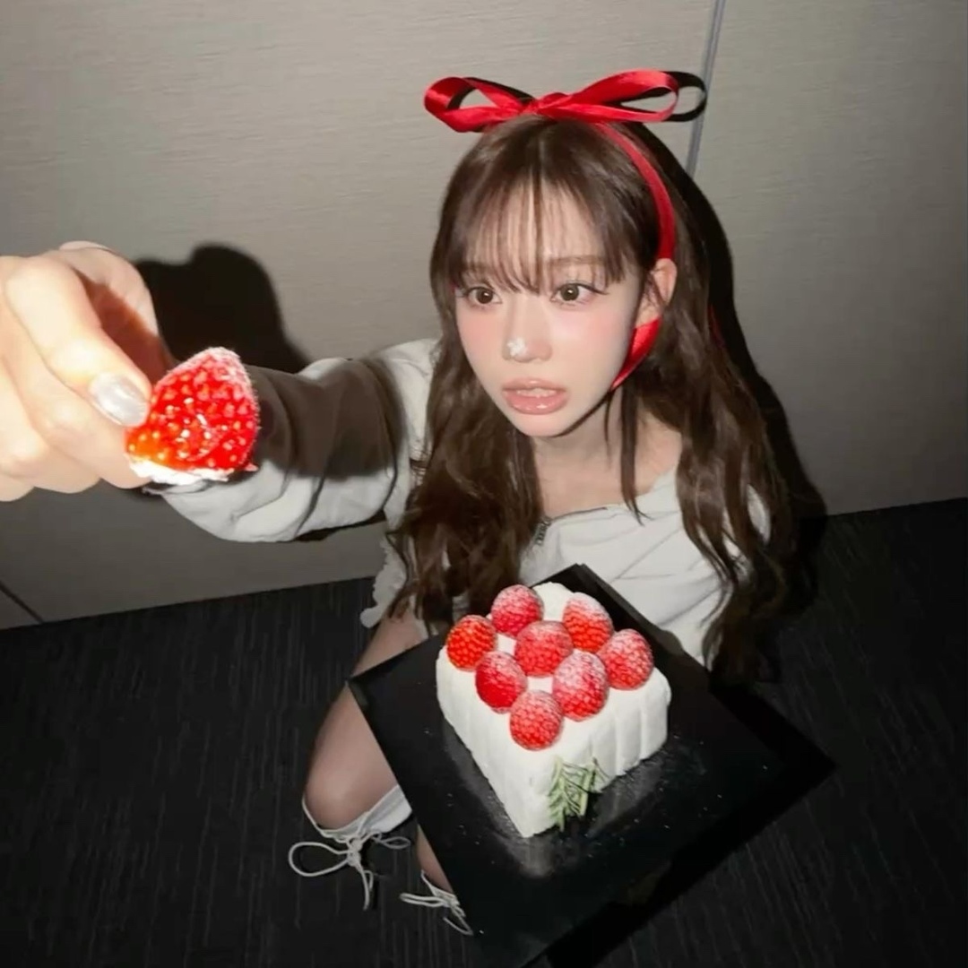 Base umum bisa follow @cornerfess tweet media