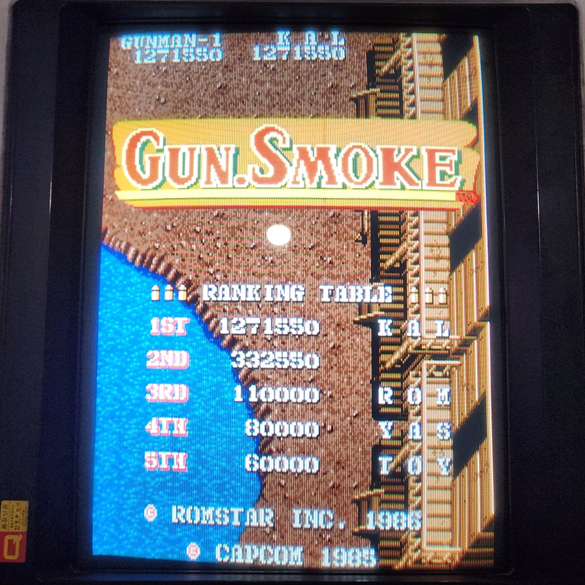 グレートホーク tweet media