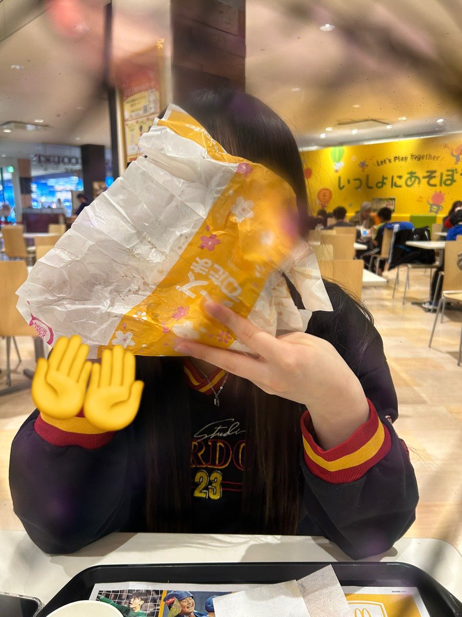 にしき tweet media