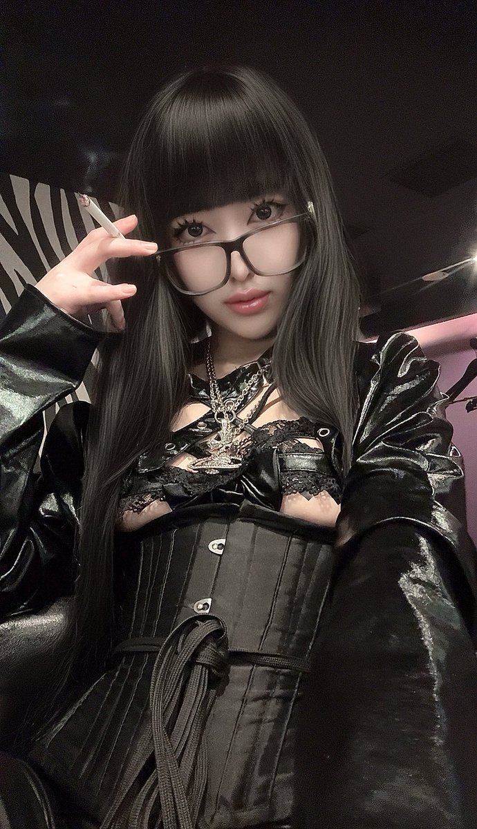 遺書にお前の名前書くからな tweet media