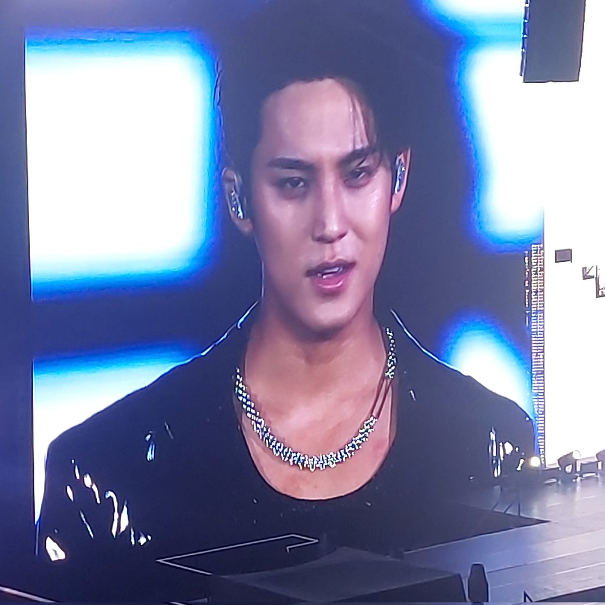 ♡̷̷̷‧˚₊ tweet media