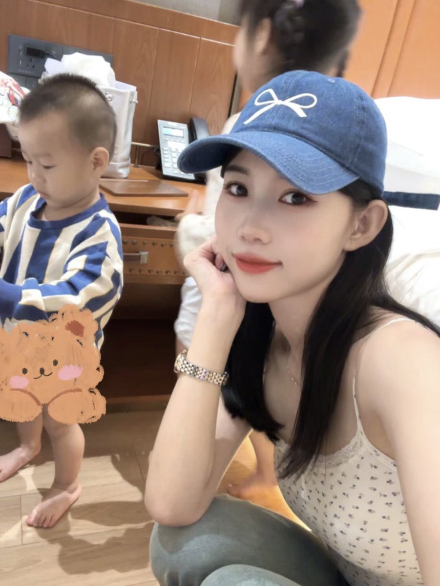 林依依 tweet media