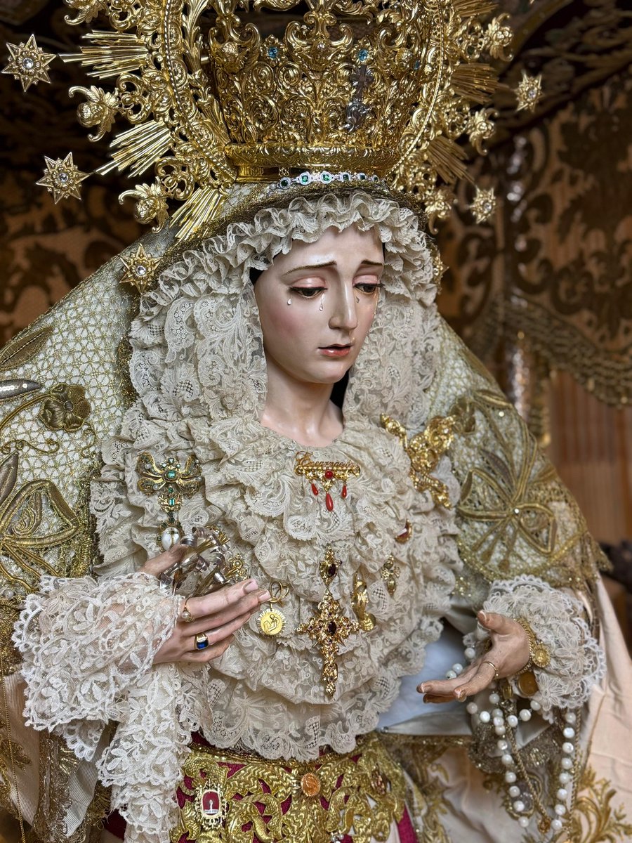 JavierNI93's tweet photo. Mi Virgen bonita de la Encarnación esperando un nuevo Domingo de Ramos. https://t.co/Cr3XH5NWgu
