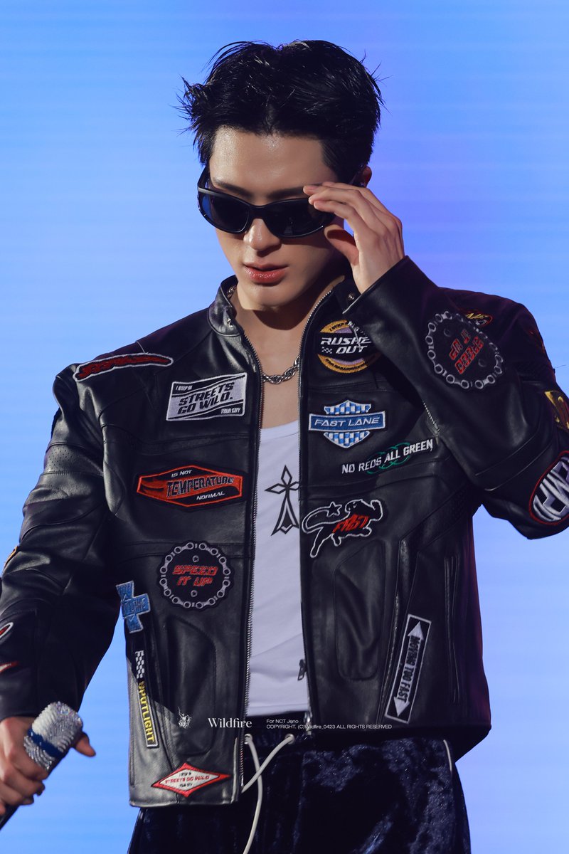 𝐖𝐢𝐥𝐝𝐟𝐢𝐫𝐞. tweet media