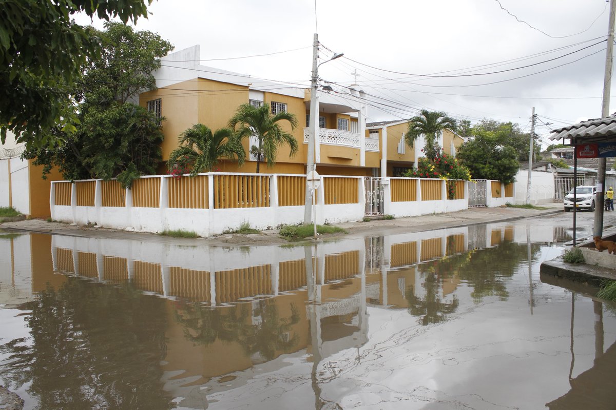 Dumek Turbay Paz tweet media