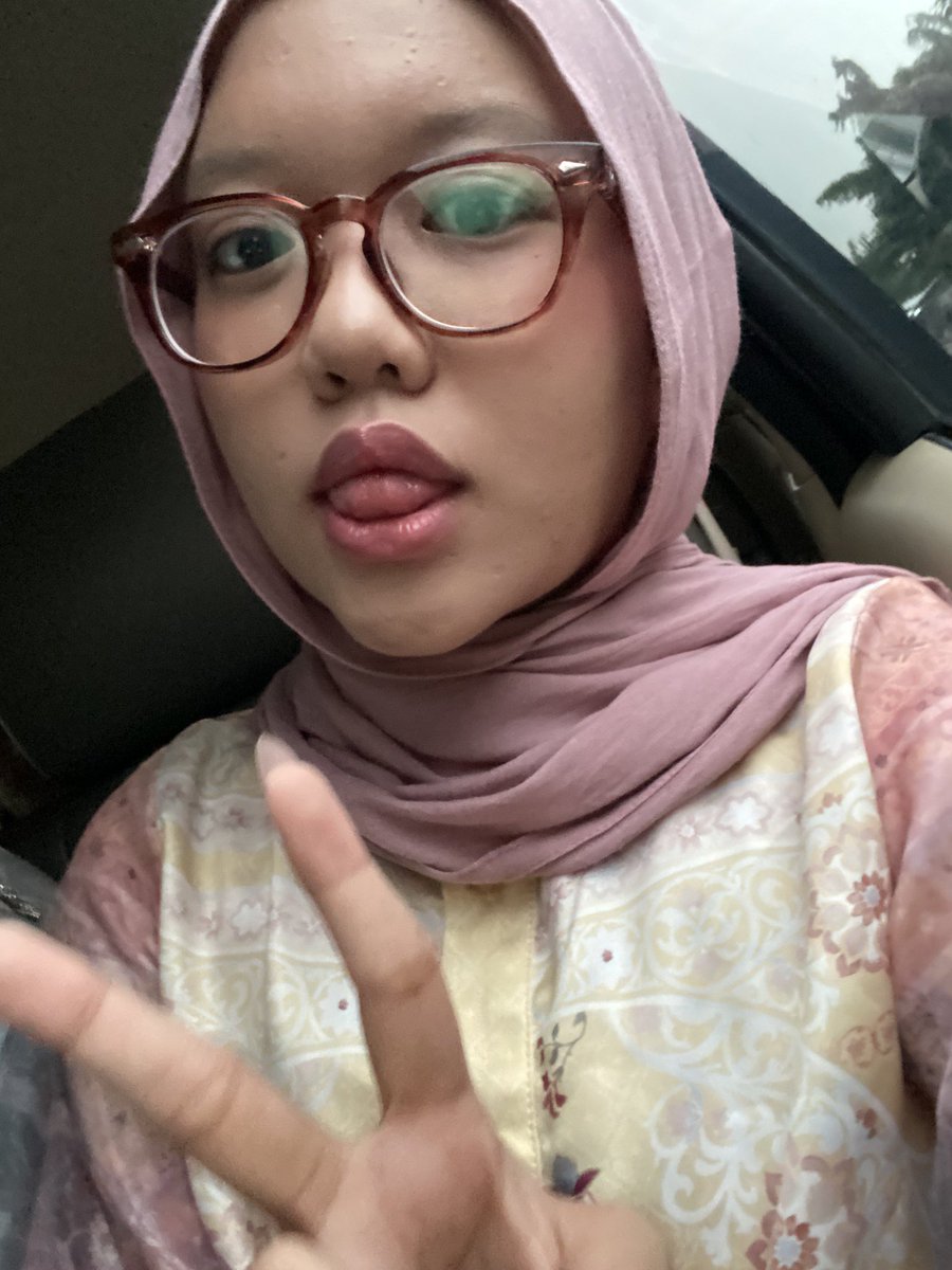 Nielsha🐈🧃🙂‍↕️ tweet media