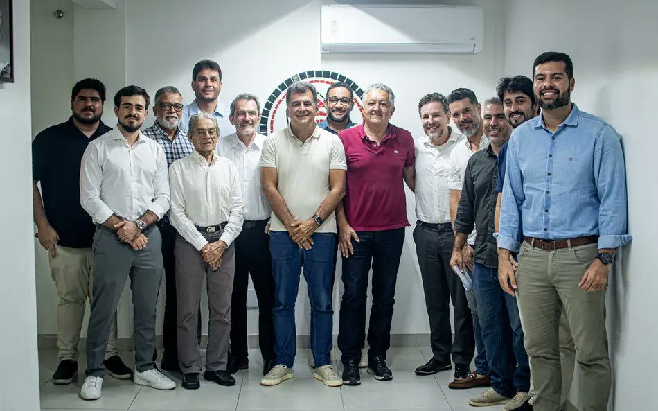 BOMBA!!! Acabou de chegar a foto de alguns integrantes do grupo de investidores.