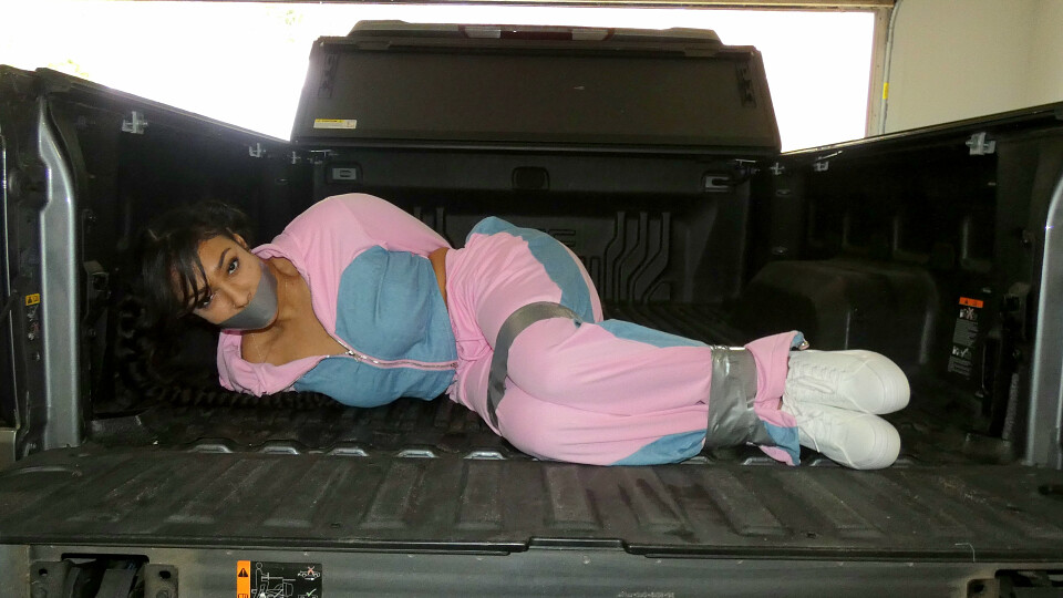 The Bondage Page tweet media