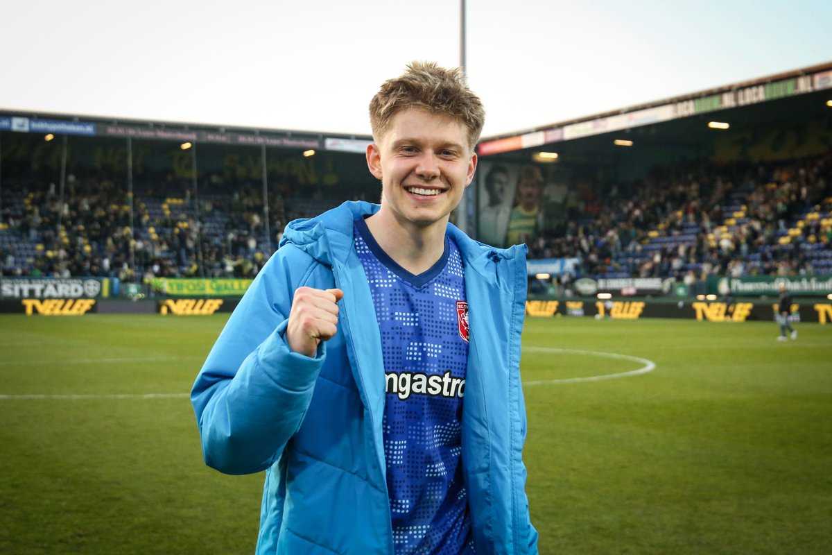 FC Twente tweet media