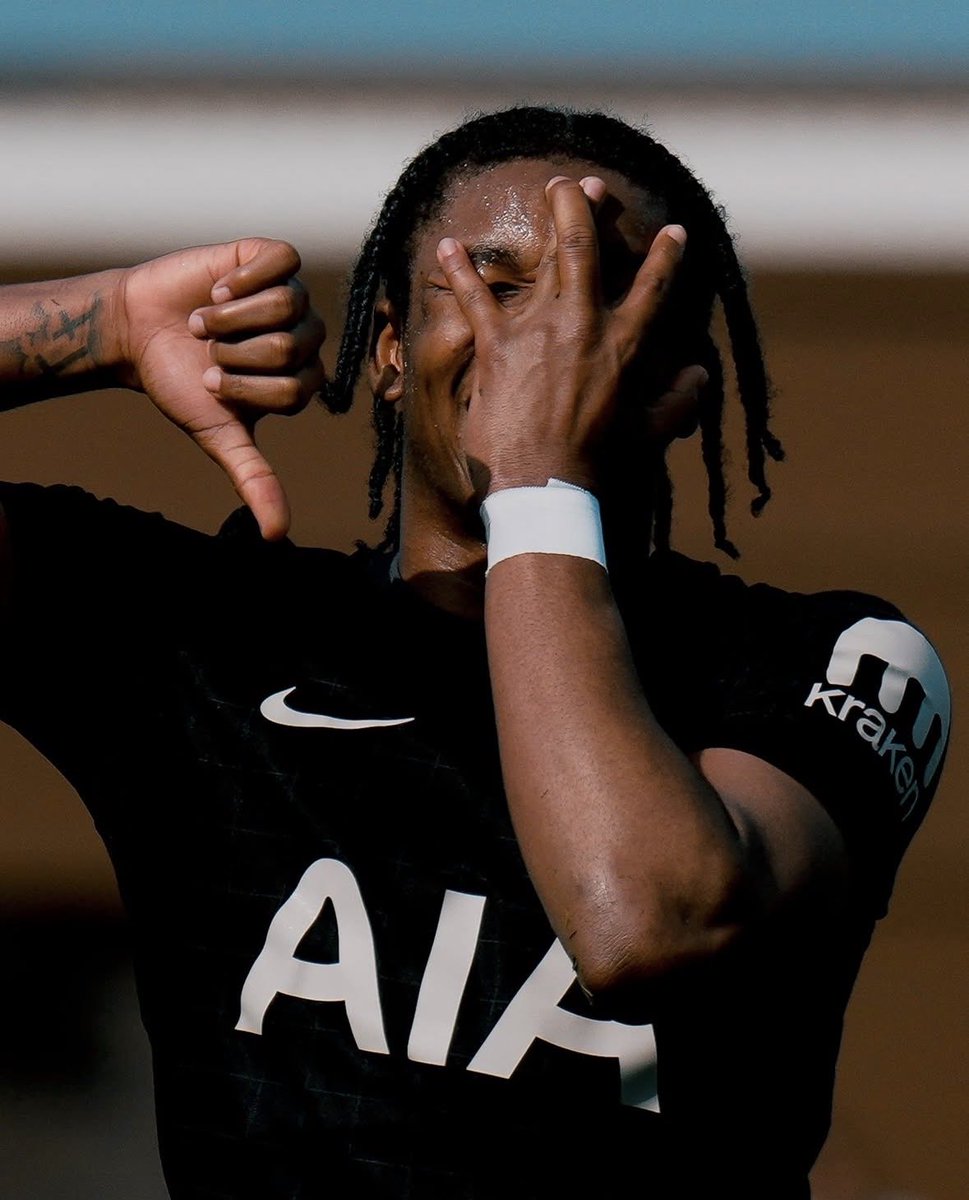 𝙟𝙪𝙡𝙞𝙖𝙣 tweet media