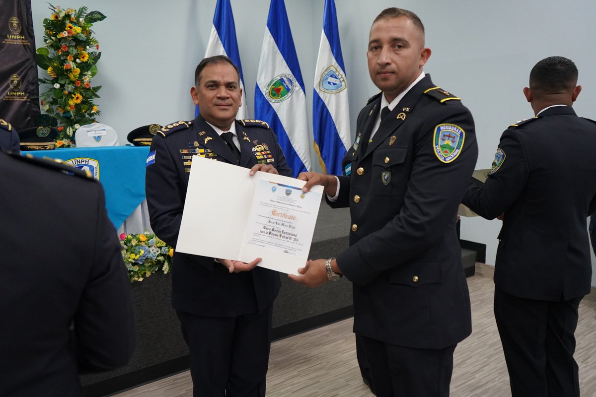 Universidad Nacional de la Policía de Honduras tweet media