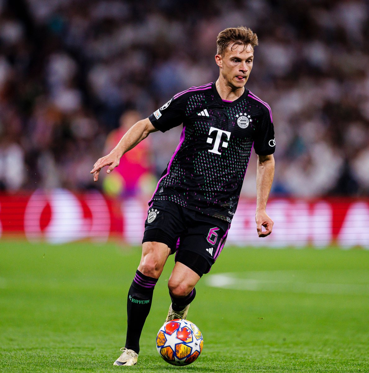 Media Bayern France tweet media