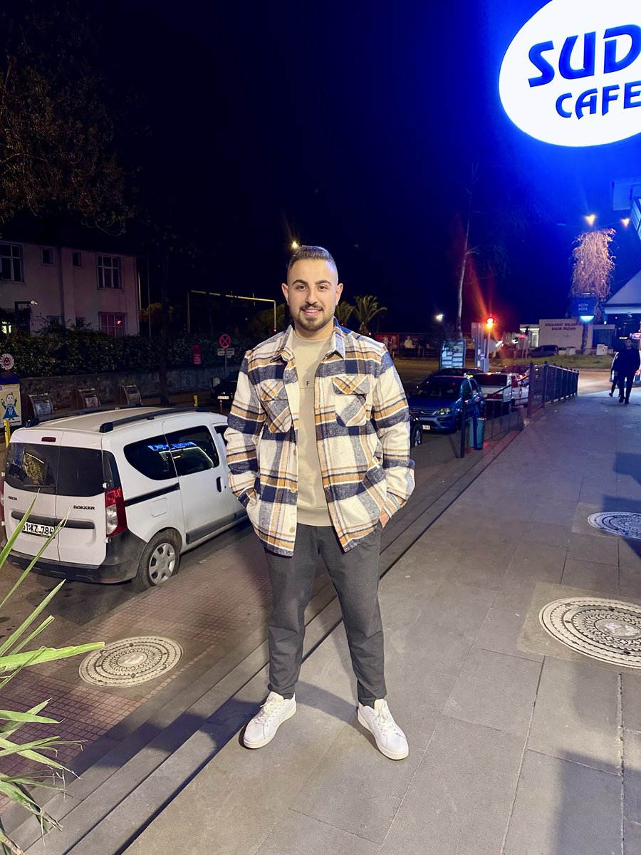 Aydocuk's tweet photo. Sarsılırız Ama Asla Batmayız .. #AyDo… https://t.co/n7QZagkGpZ