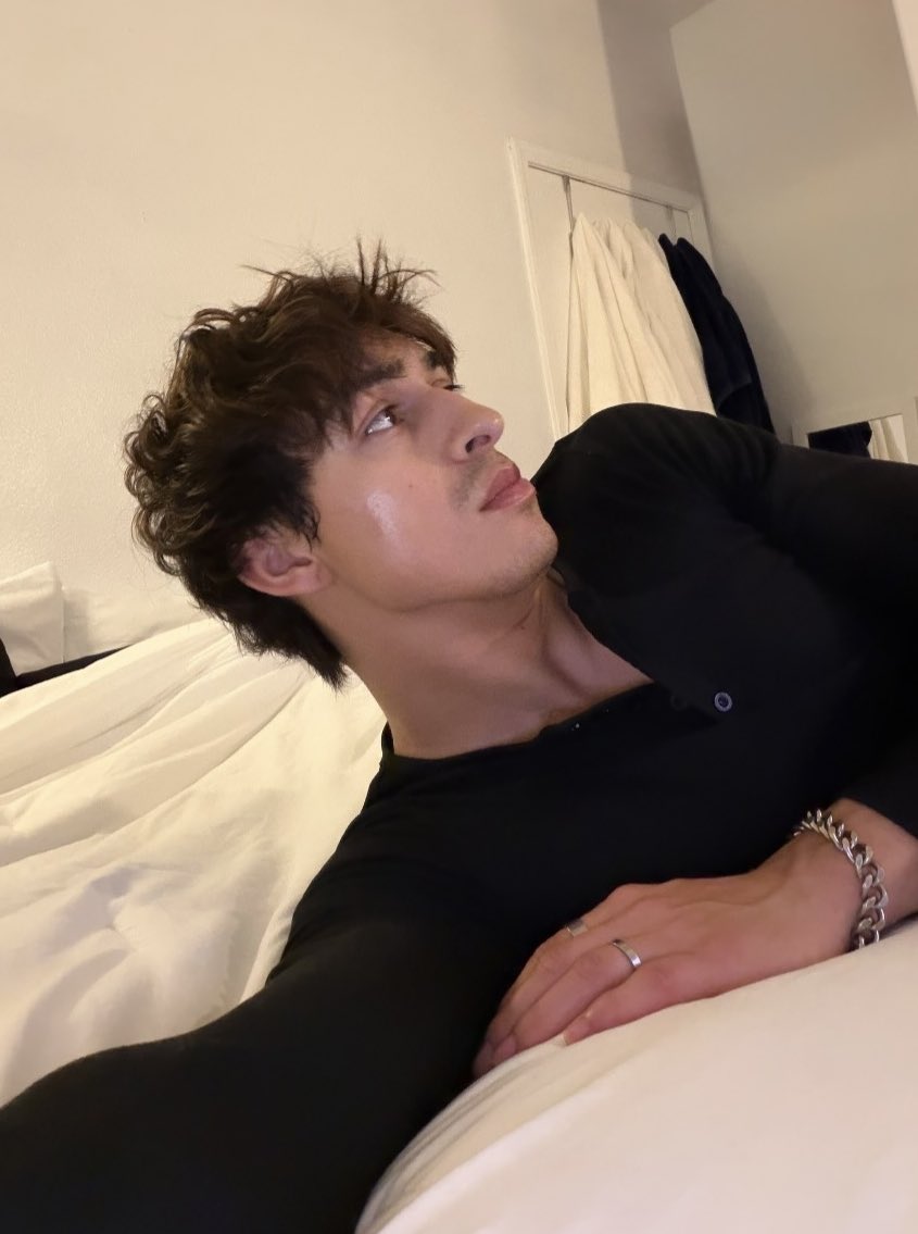 oxcarxavier tweet media