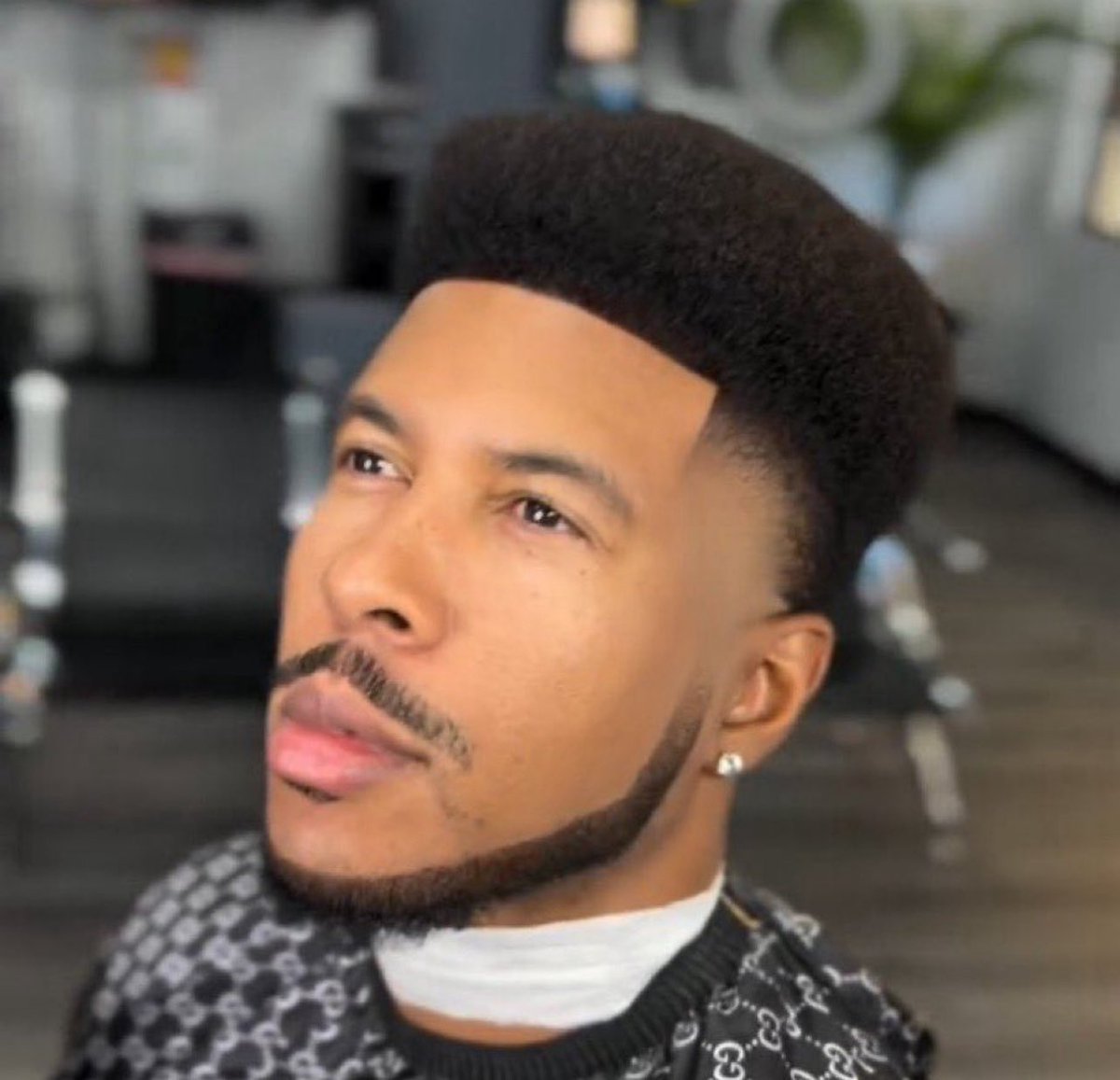 rizzlesquirt tweet media