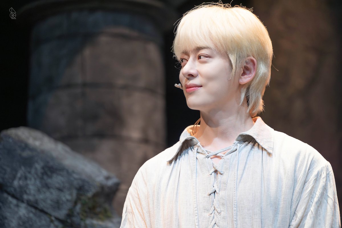 Oвєℓιѕк tweet media