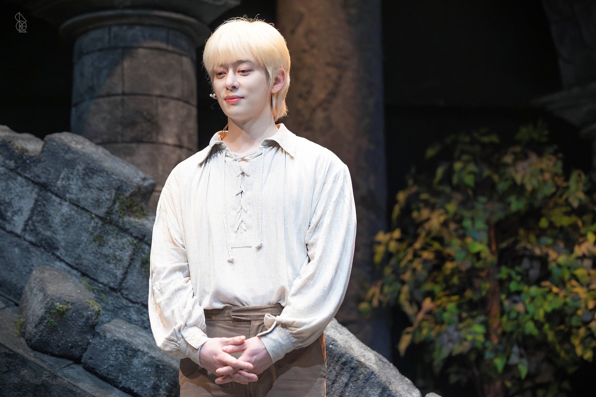 Oвєℓιѕк tweet media