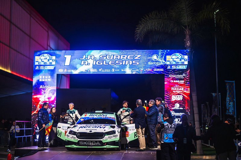 RallyCast tweet media