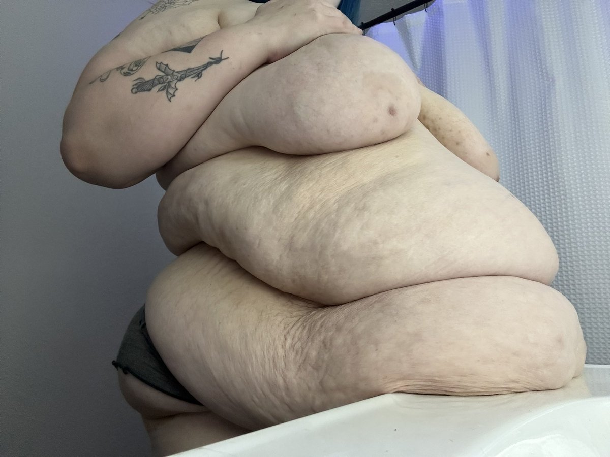 Ronnie $7.50 NO PPV OF tweet media