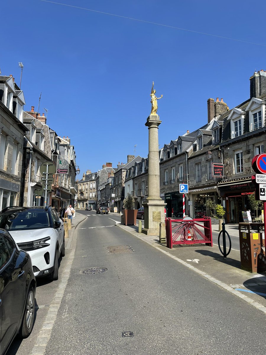 Digby’s Hug 🌈⭐️ 🤭 tweet media