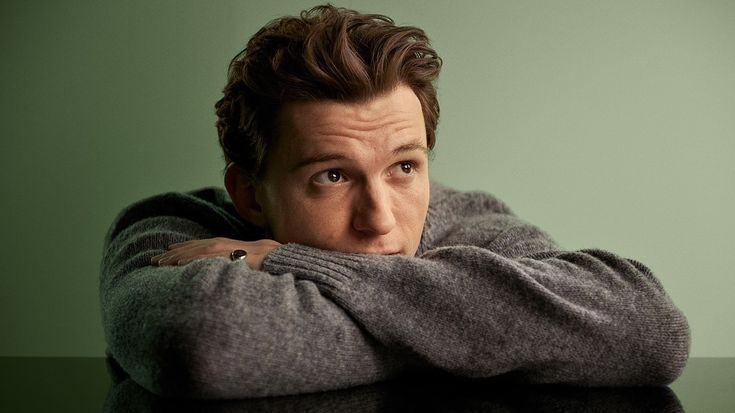 Tom Holland Updates tweet media