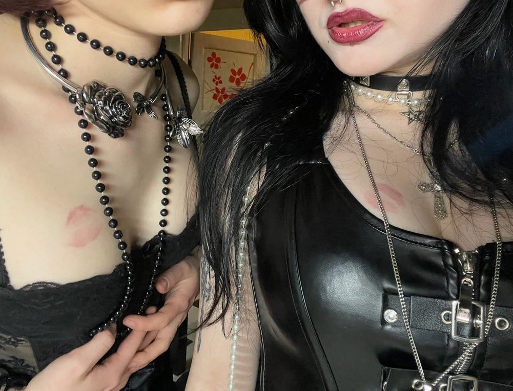 Anastasia tweet media