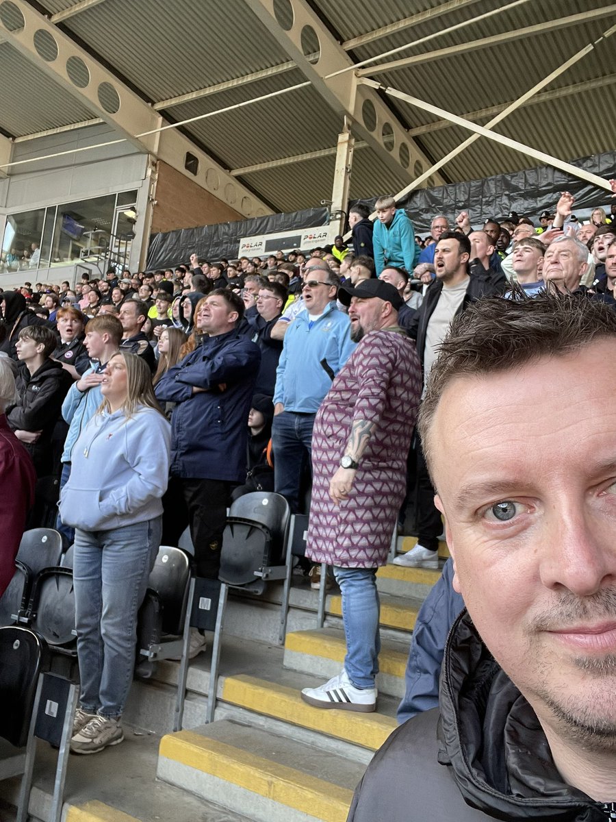 Jon Simm tweet media