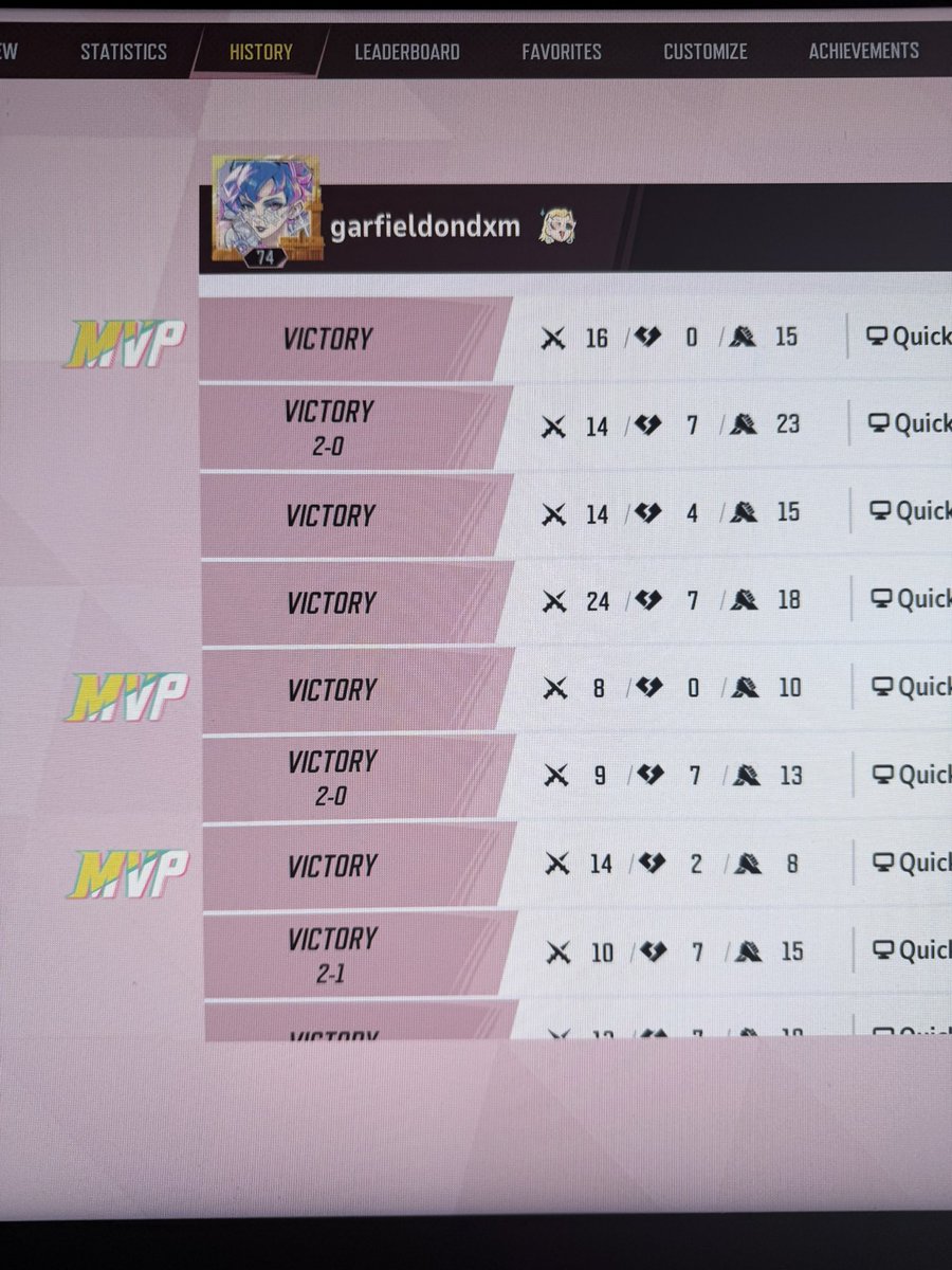 em! /•᷅•᷄\੭ tweet media