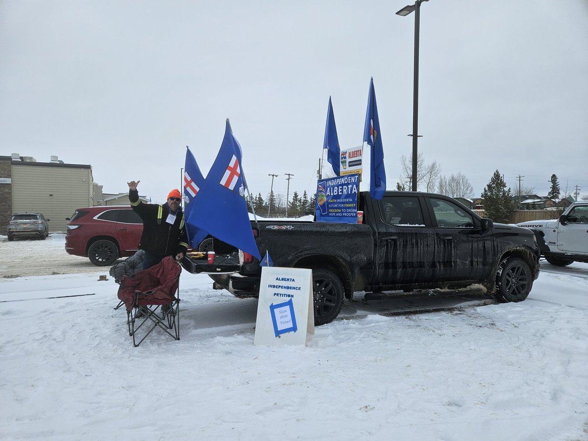 Chris Minister of Smartarsery tweet media