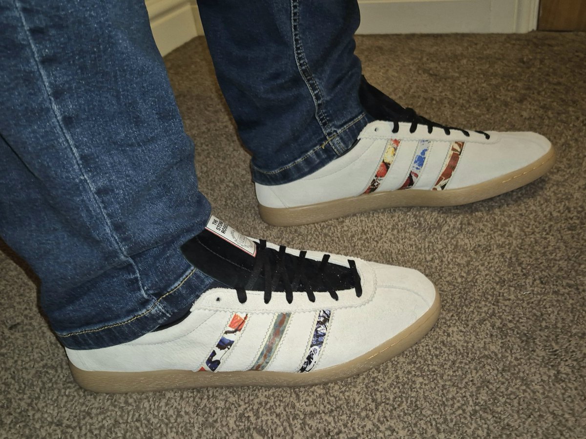 Jamie.R 🤍💙💛 tweet media