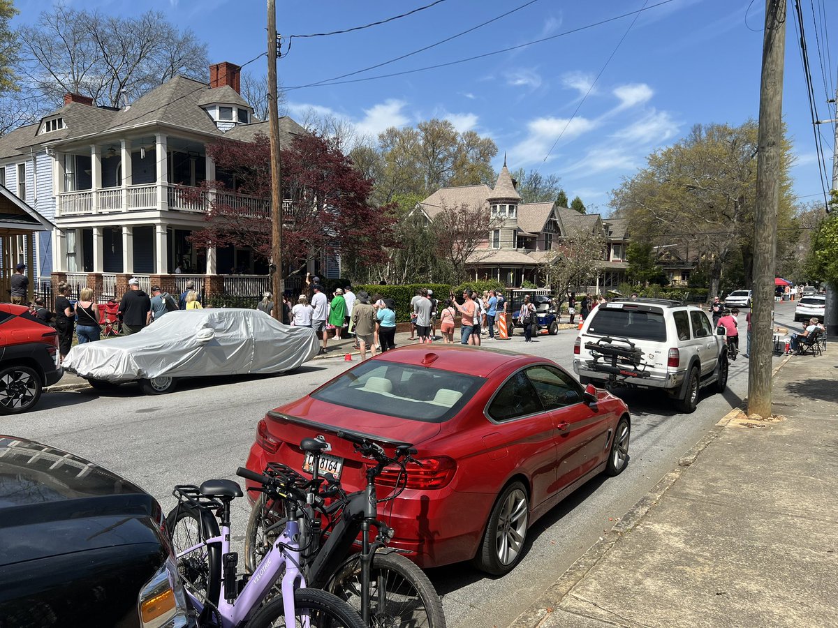 Eric Phillips tweet media