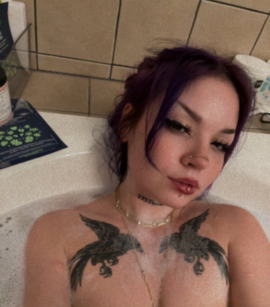 𝖑𝖎𝖙𝖙𝖑𝖊 𝖘𝖚𝖌𝖆𝖗 🦇 tweet media