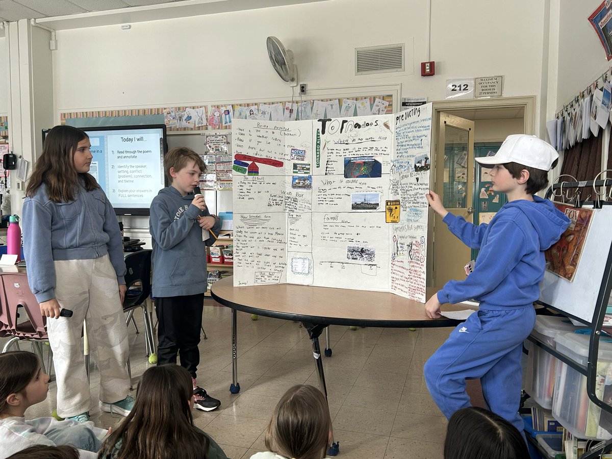 Miss Hood tweet media