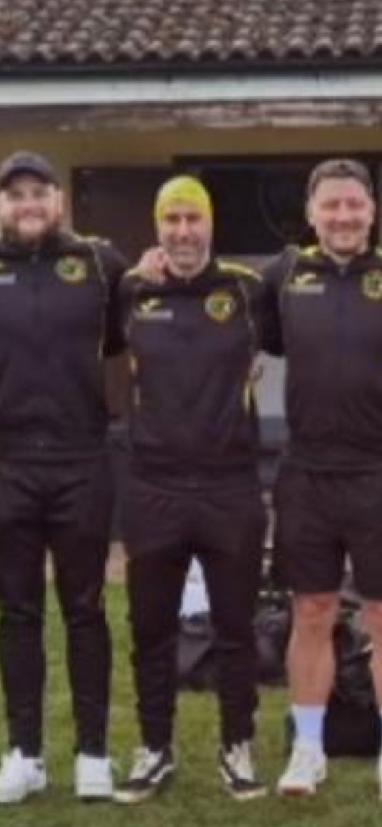 AFC Mangotsfield District 1st tweet media