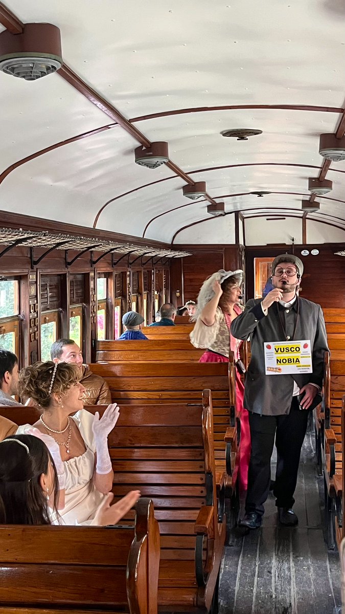 Víctor de Elena tweet media