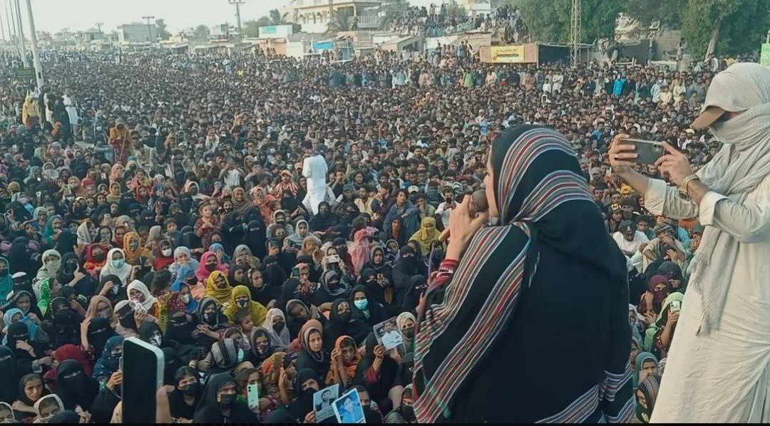 One year since the unlawful detention of Dr. Mahrang Baloch, who organized mass protests and marches, becoming the voice of Balochistan against enforced disappearances by Pakistan’s security forces.

Silence in the face of this injustice is complicity.

#ReleaseBYCLeaders