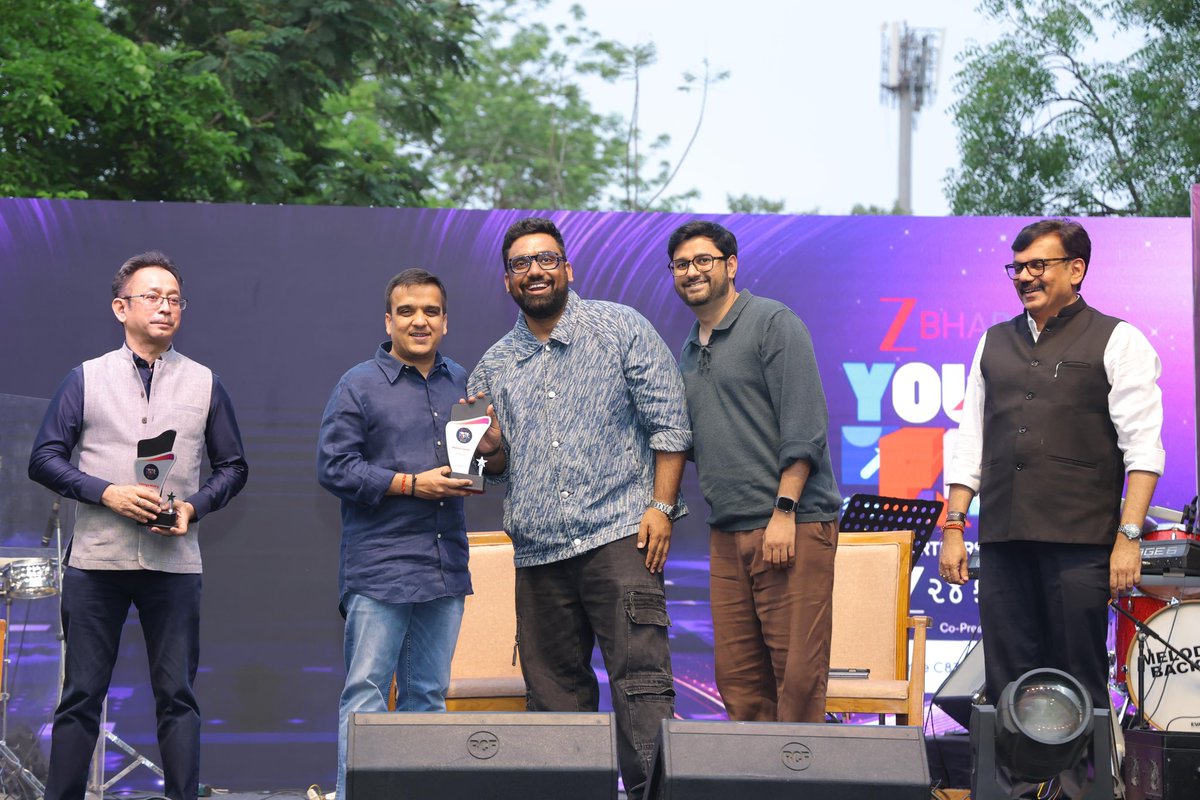 sanghaviharsh's tweet photo. Glad to be a part of the Z Bharat Youth Fest 2026 at Gujarat University, Ahmedabad, an inspiring platform celebrating the energy, creativity, and limitless potential of our youth.

Interacting with young minds reaffirmed my belief that the future of our nation is in capable, innovative, and determined hands. Their passion to lead change and shape a better tomorrow is truly commendable.

On this occasion, also distributed helmets to promote road safety awareness, because empowering youth also means protecting their lives. Every life matters, and every step towards safety counts.