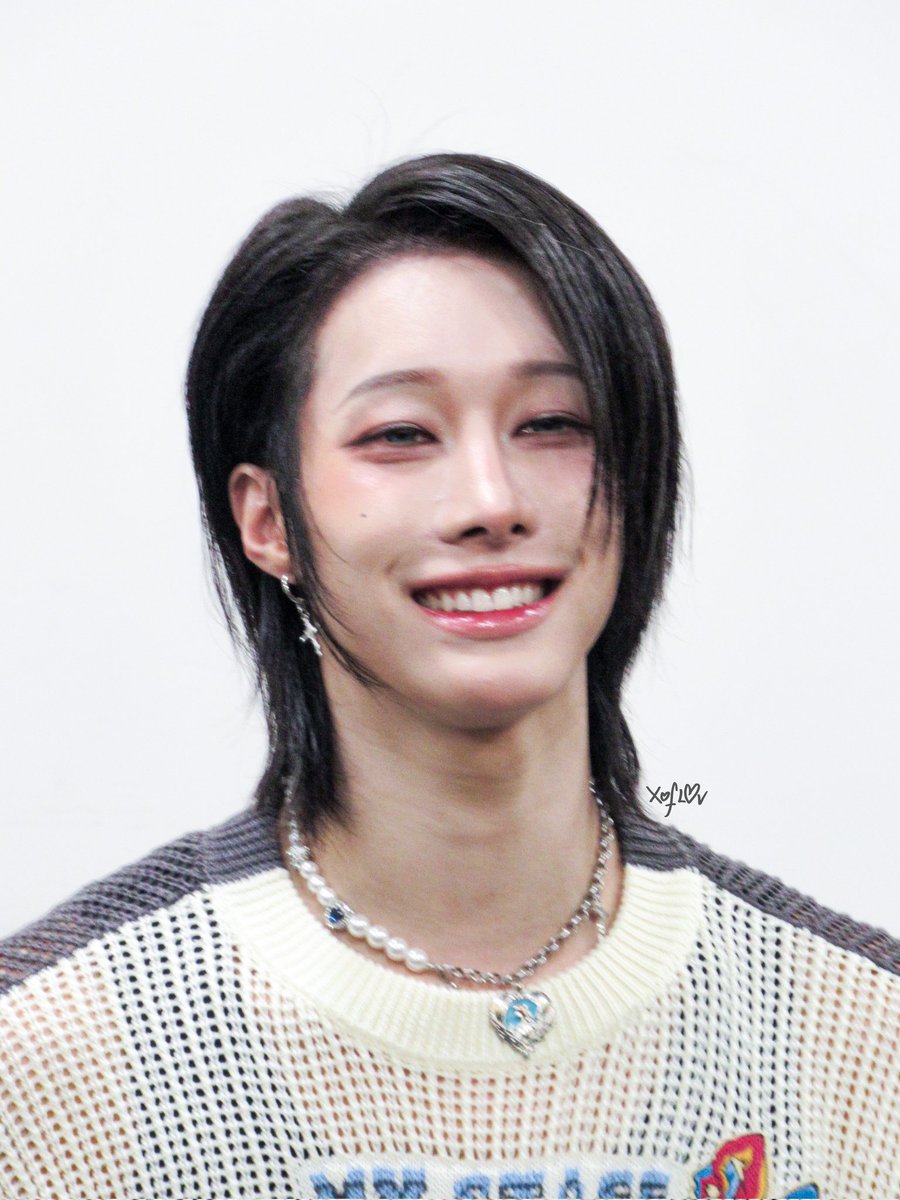 XᴏғL♡V tweet media