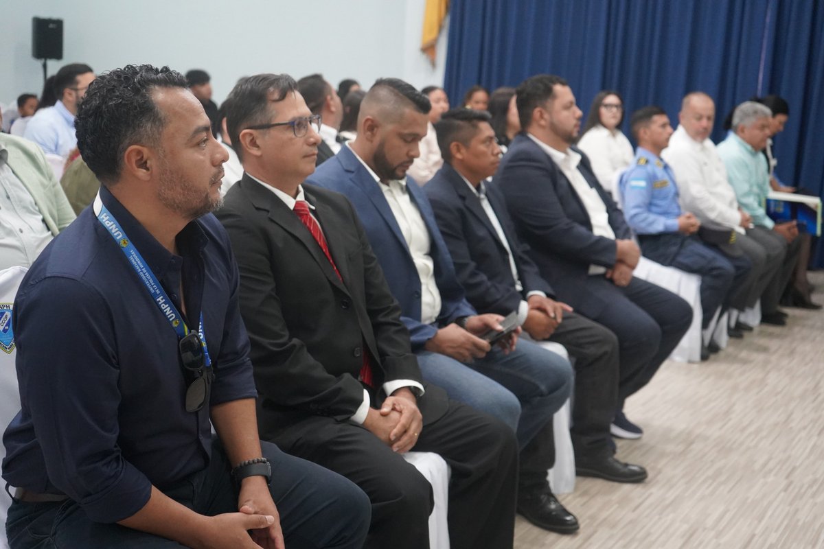 Universidad Nacional de la Policía de Honduras tweet media