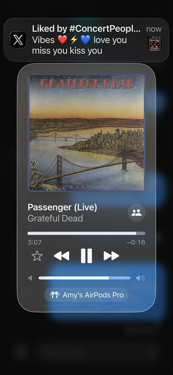 amy⚡️anderson tweet media