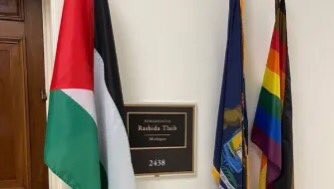 DToecutter tweet media