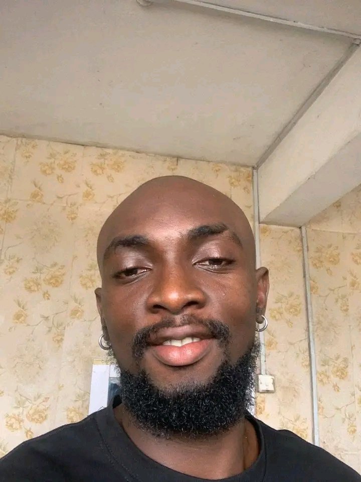 elijahnnaoma1's tweet photo. Always ask for Full picture 😂😂 https://t.co/NnGZVu5AeG