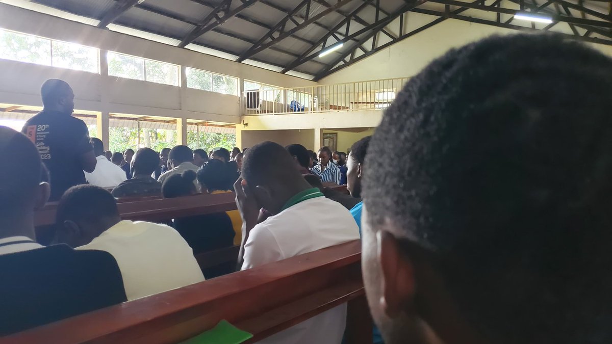 NutritionistKD's tweet image. Today, @BwindiHospital, we had a grand ward round where we discussed about #SAM with over 700 students at @unsbwindi &amp;amp; @uchsbwindi, offering Clinical Medicine, Laboratory, Nursing &amp;amp; Midwifery.

As a #Nutritionist and team lead, I discussed after a case presentation, the etiology