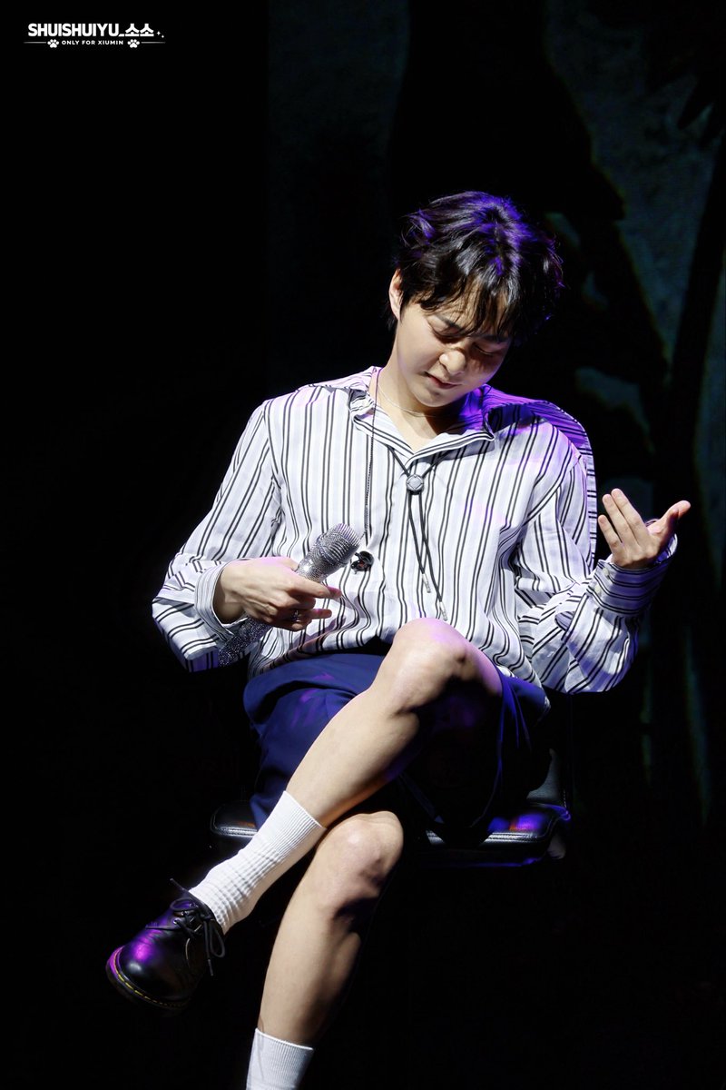 soussou0_0's tweet photo. 260321 생파 
여왕님👸

#시우민 #XIUMIN
#슈밍항해단 https://t.co/m6P0snTMBh