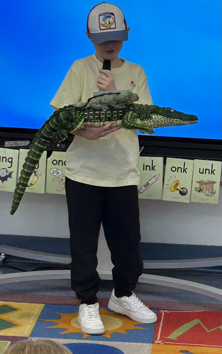 Miss Hood tweet media