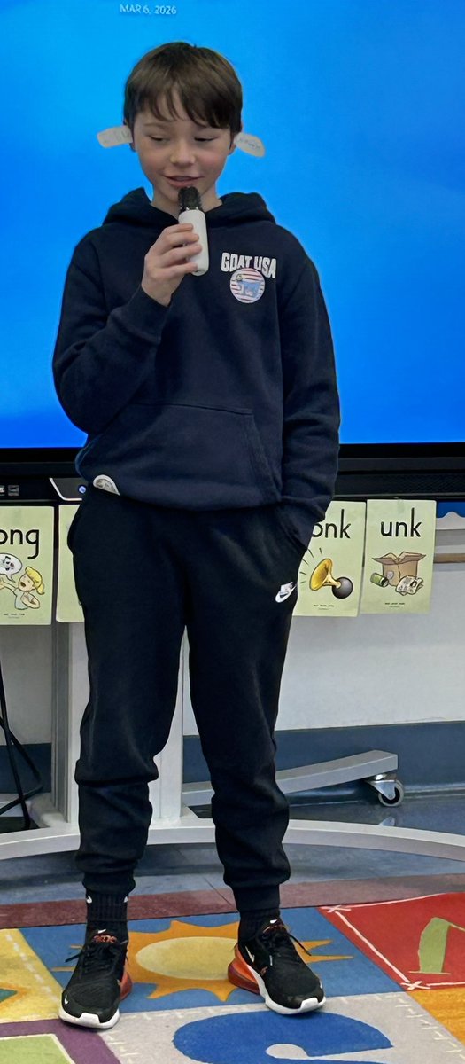 Miss Hood tweet media