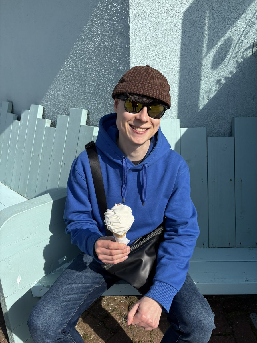 заебарби гедонизменная tweet media