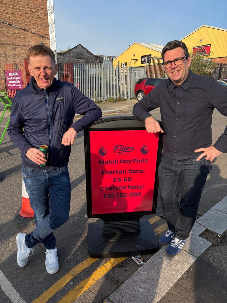 Andy Burnham tweet media