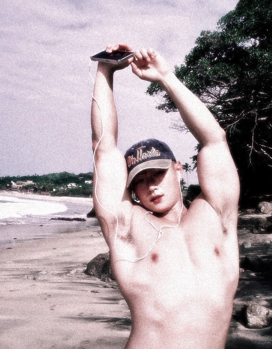 𝗥𝗘𝗡 tweet media